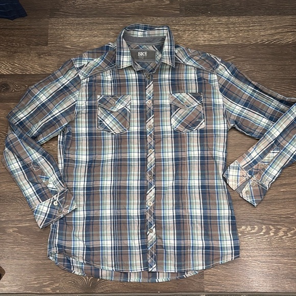 BKE Other - BKE Athletic Fit gray & blue plaid button down shirt